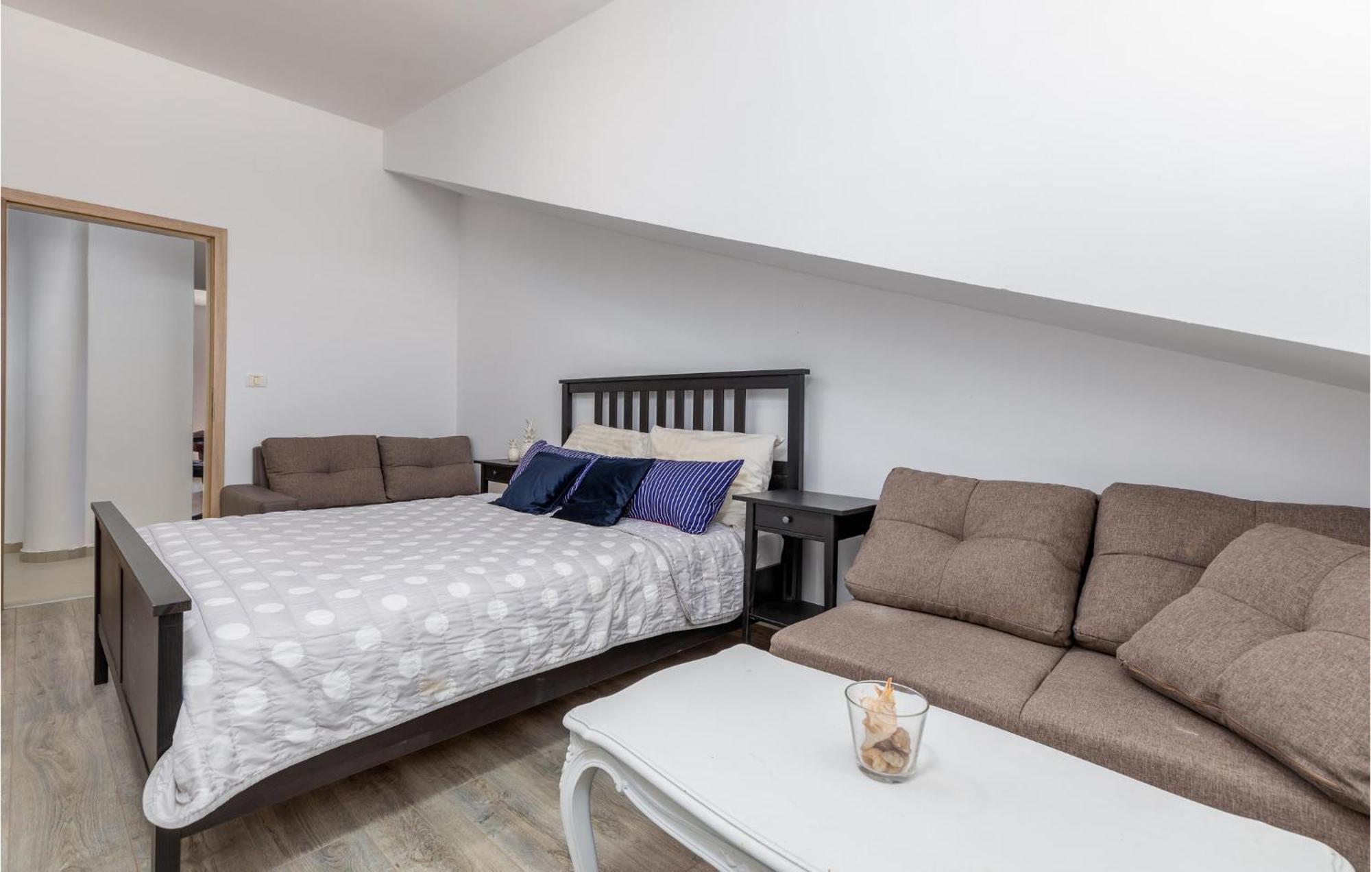 Awesome Apartment In Pula With Wifi Esterno foto